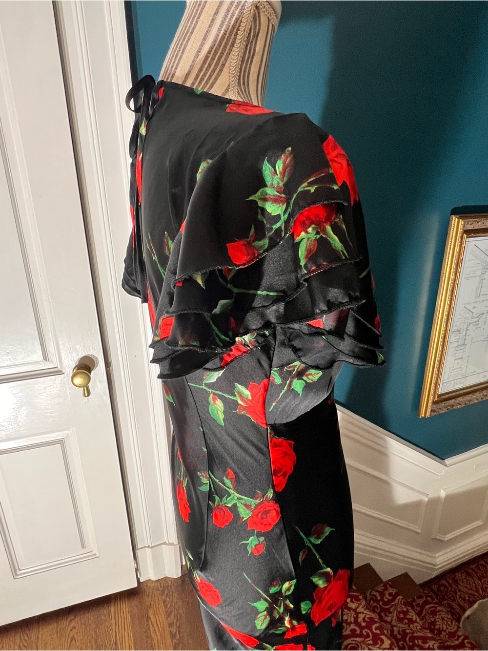 Black Floral V-Neck Mermaid Dress with Red Rose Print mermaid size 6 long D438 - Picture 8 of 14
